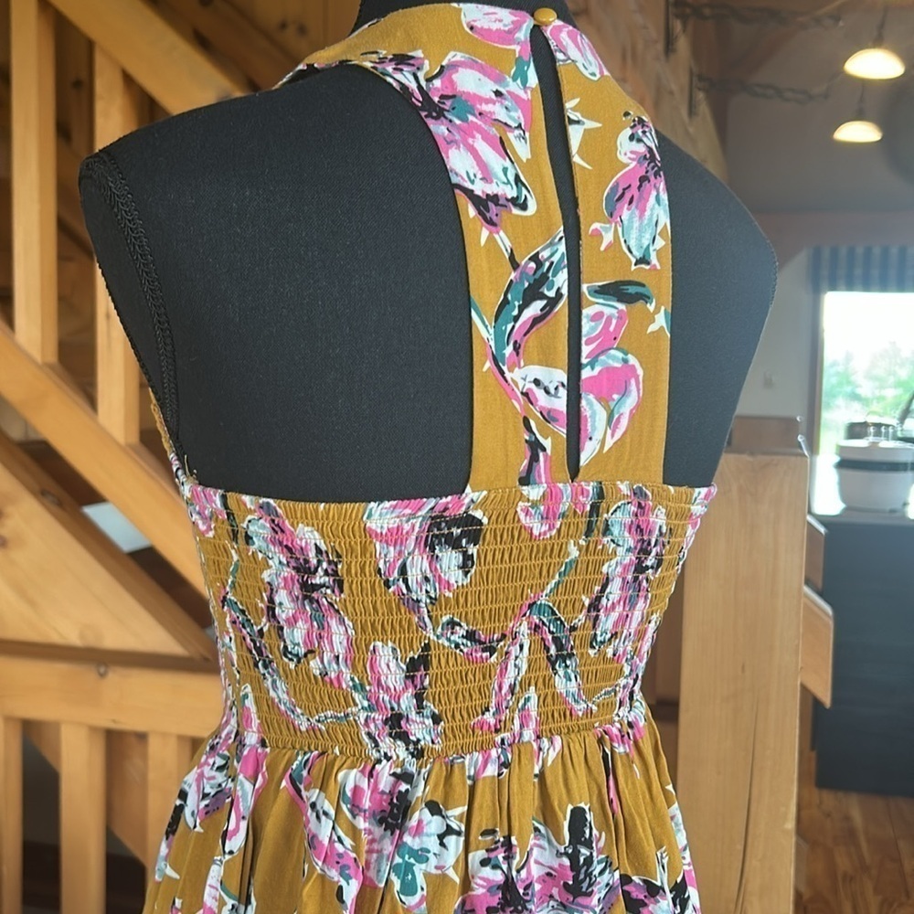 Floral Smocked Sleeveless Dress Size XS - Picture 15 of 15